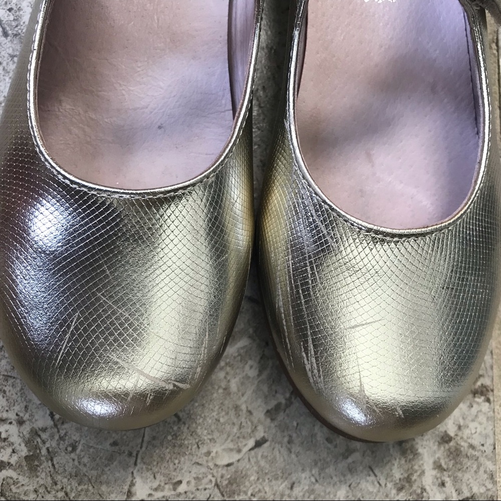 Venettini gold Mary Jane, size 31 EUR, 1US. - Picture 4 of 9